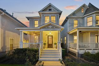 227 W 24th Street, Houston, TX 77008