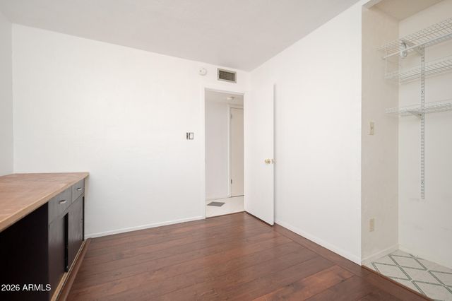2919 W MANDALAY Lane, Phoenix, AZ 85053
