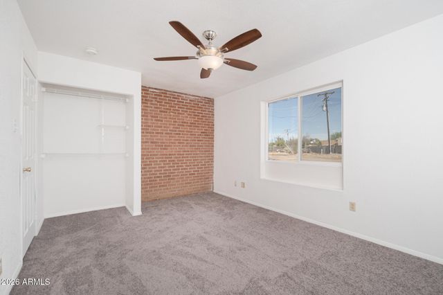 2919 W MANDALAY Lane, Phoenix, AZ 85053