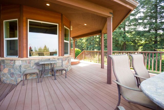 24211 Johns Drive, Porterville, CA 93257