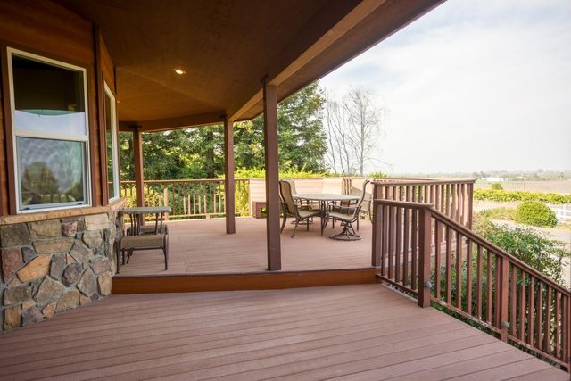 24211 Johns Drive, Porterville, CA 93257