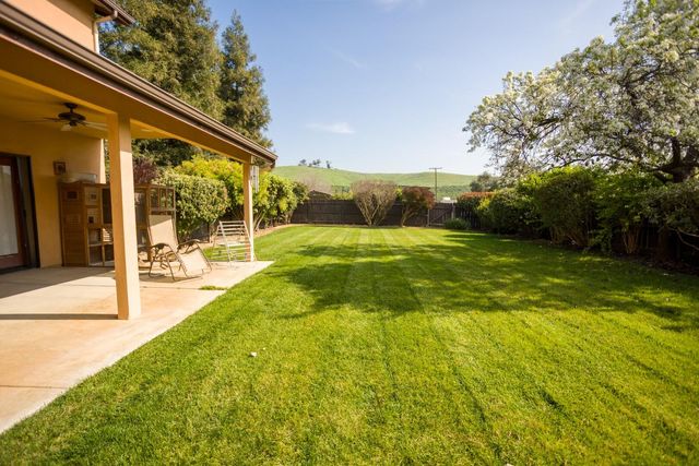 24211 Johns Drive, Porterville, CA 93257