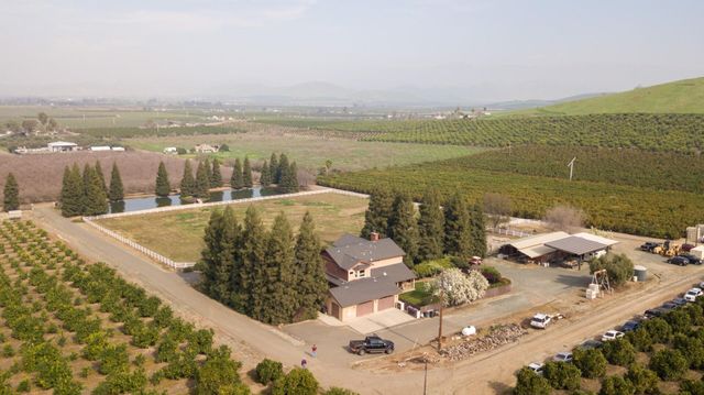 24211 Johns Drive, Porterville, CA 93257