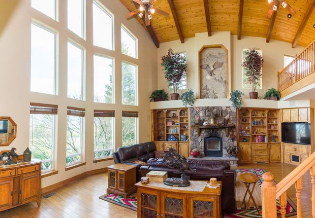 24211 Johns Drive, Porterville, CA 93257