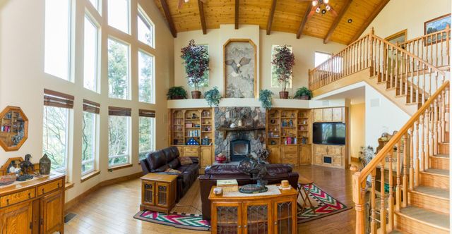 24211 Johns Drive, Porterville, CA 93257