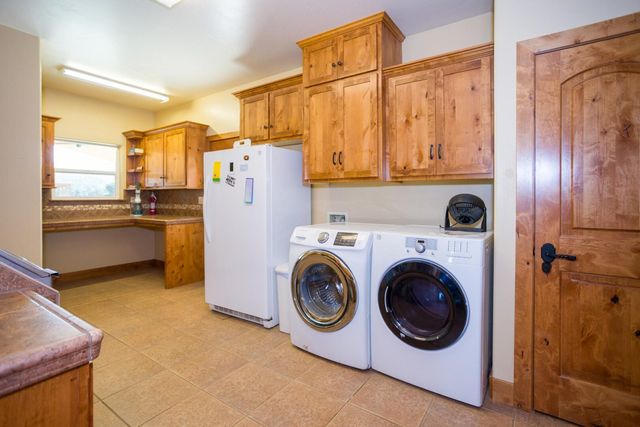 24211 Johns Drive, Porterville, CA 93257