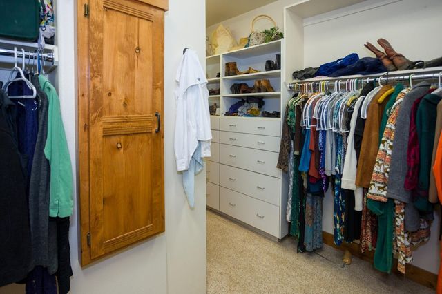 24211 Johns Drive, Porterville, CA 93257