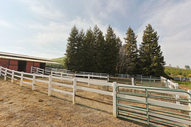 24211 Johns Drive, Porterville, CA 93257