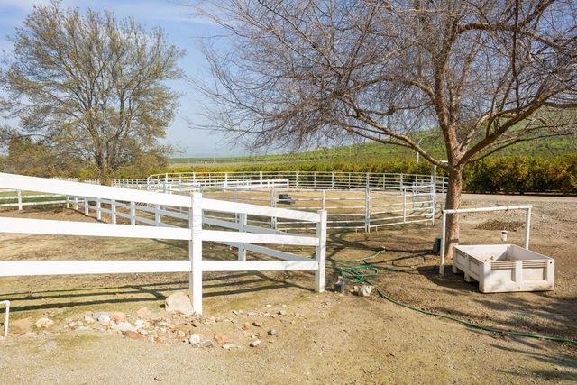 24211 Johns Drive, Porterville, CA 93257