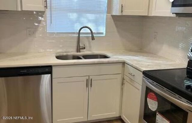 2784 GLEN MAWR Road, Jacksonville, FL 32207