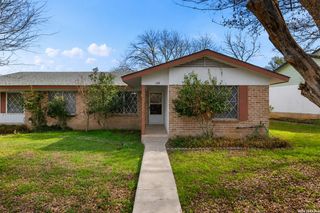 130 Algarita Rd, San Marcos, TX 78666
