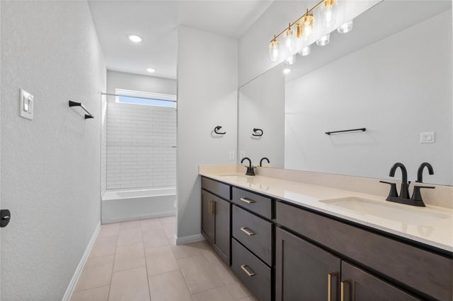 117 Kiowa BND, Liberty Hill, TX 78642