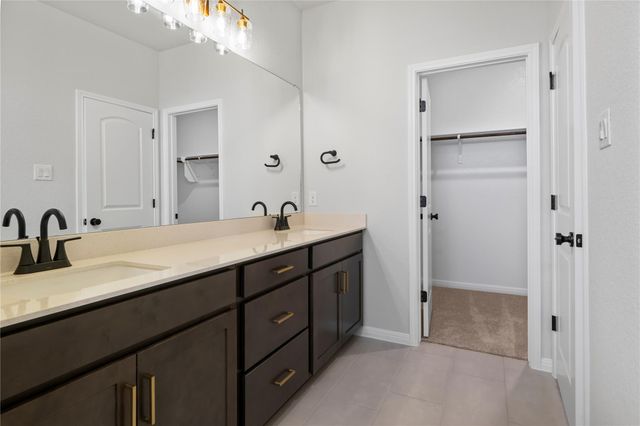 117 Kiowa BND, Liberty Hill, TX 78642