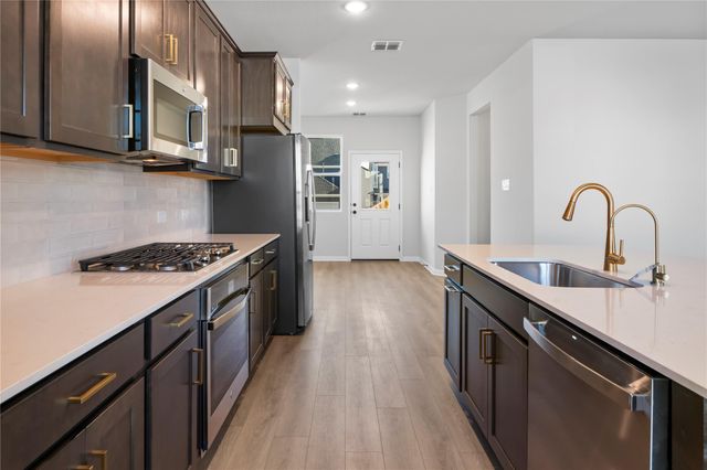 117 Kiowa BND, Liberty Hill, TX 78642