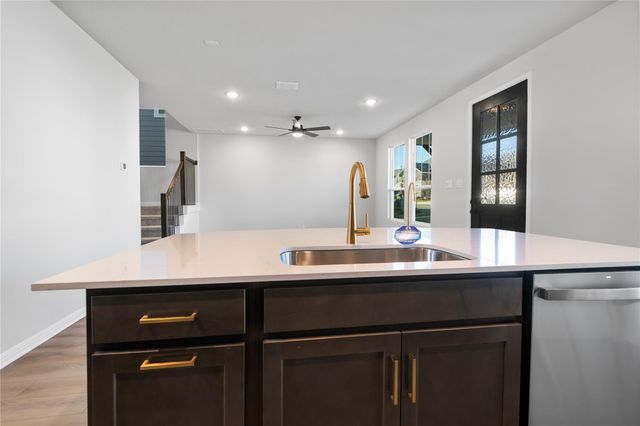 117 Kiowa BND, Liberty Hill, TX 78642