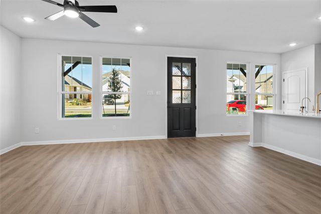 117 Kiowa BND, Liberty Hill, TX 78642