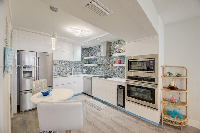 3725 S Ocean Dr 601, Hollywood, FL 33019