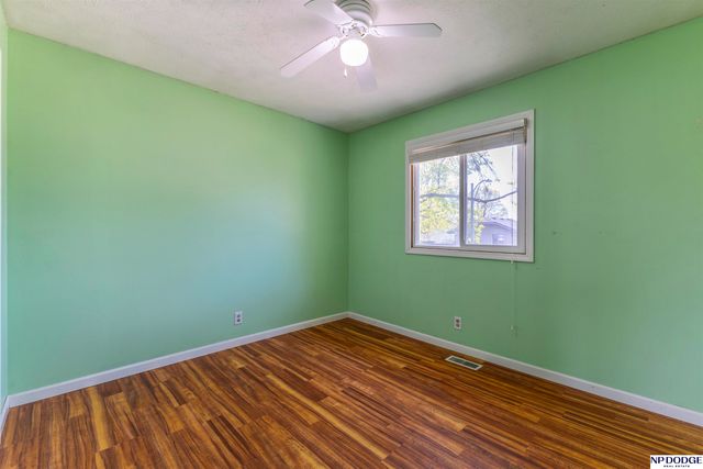 11018 Z Street, Omaha, NE 68137