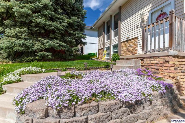 11018 Z Street, Omaha, NE 68137