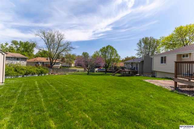 11018 Z Street, Omaha, NE 68137