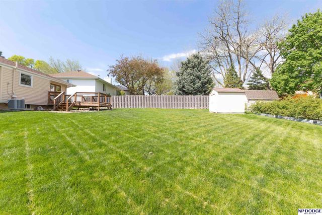 11018 Z Street, Omaha, NE 68137