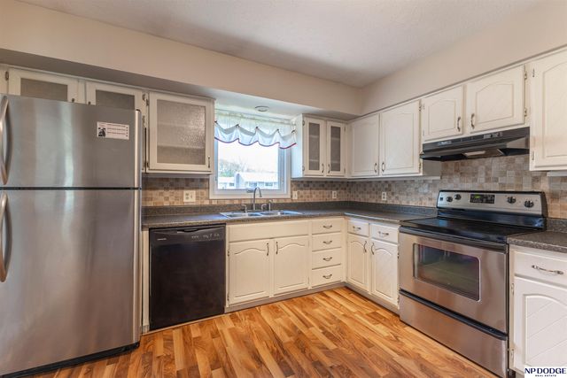 11018 Z Street, Omaha, NE 68137