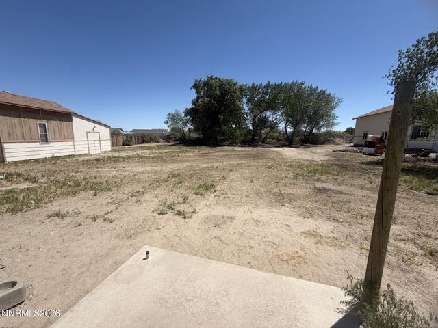 765 Hunter Park Way, Fallon, NV 89406