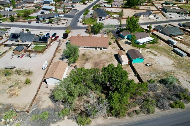 765 Hunter Park Way, Fallon, NV 89406