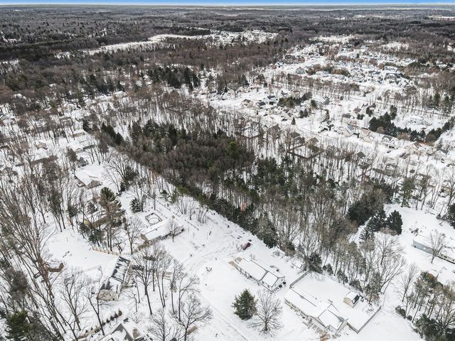 15080 Steve's Drive, Grand Haven, MI 49417