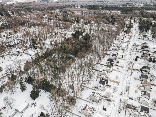 15080 Steve's Drive, Grand Haven, MI 49417