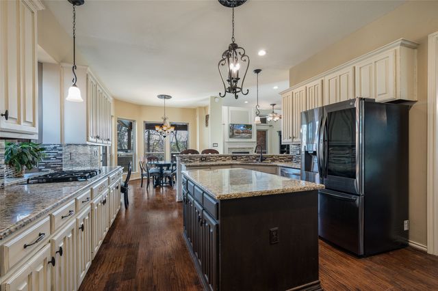 609 Somerset Drive, Flower Mound, TX 75028