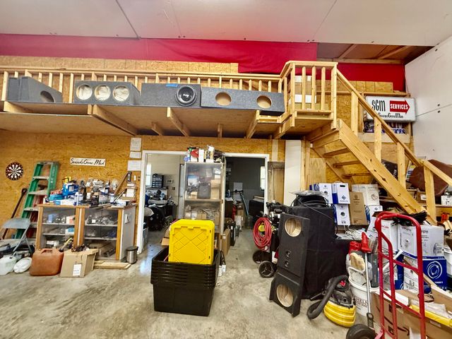 1235 W State Route 17, Houston, MO 65483