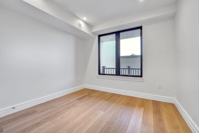 515 E Second St 408, Boston, MA 02127