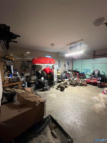 54 Land Circle, Albertville, AL 35950