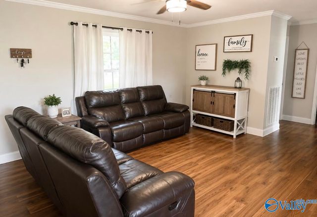 54 Land Circle, Albertville, AL 35950