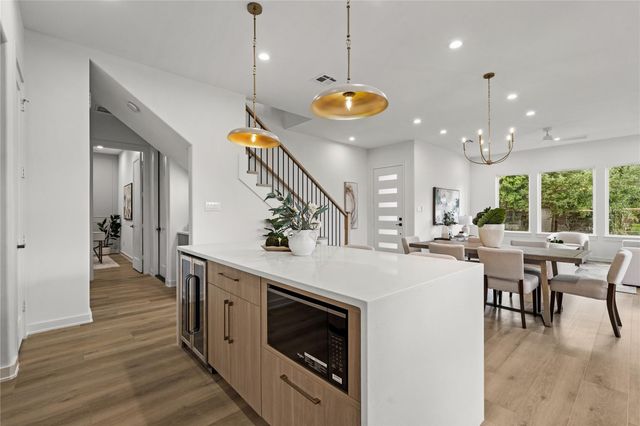 7530 La Salette Street, Houston, TX 77021