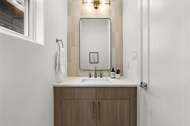 7530 La Salette Street, Houston, TX 77021