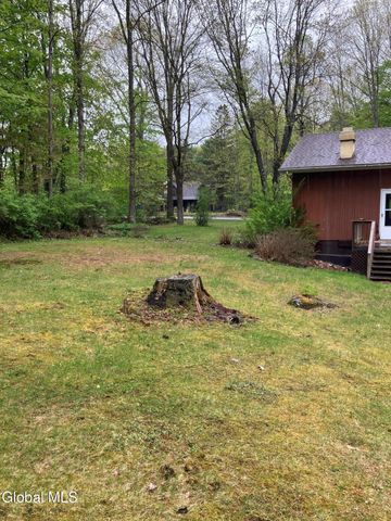 14 Canty Road, Greenfield, NY 12866