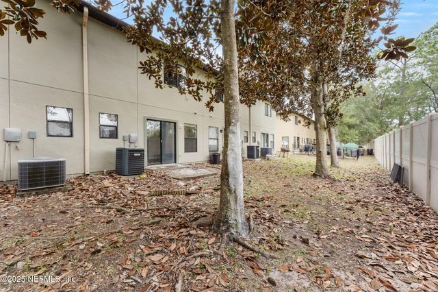 4701 PLAYSCHOOL Drive, Jacksonville, FL 32210