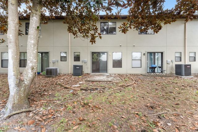 4701 PLAYSCHOOL Drive, Jacksonville, FL 32210