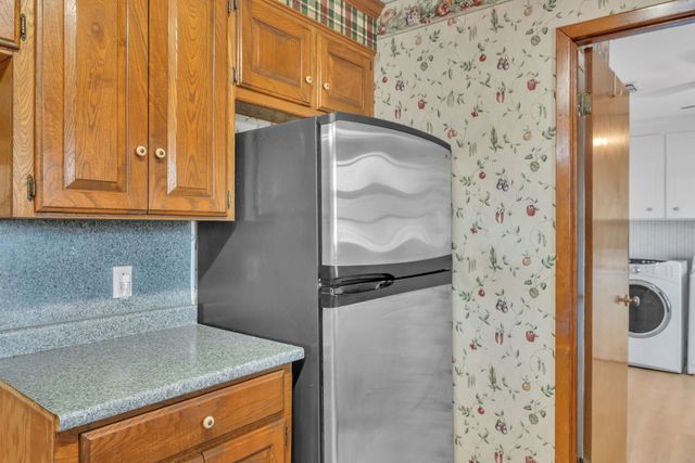 300 Rick Dr, Longview, TX 75605