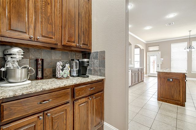 5024 Running Brook Drive, Joshua, TX 76058