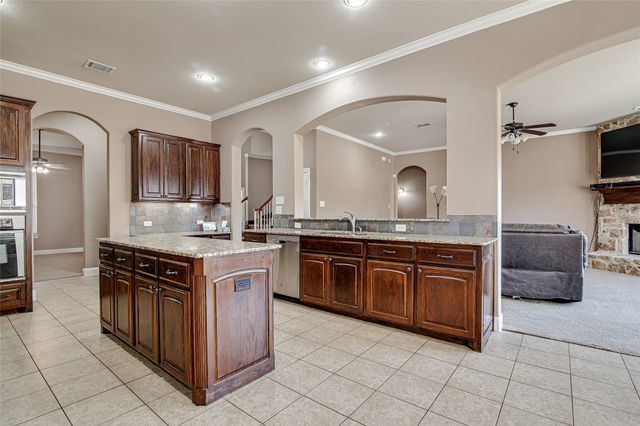 5024 Running Brook Drive, Joshua, TX 76058