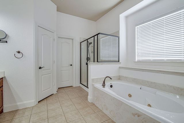 5024 Running Brook Drive, Joshua, TX 76058