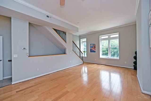 2100 Sinton Avenue, Cincinnati, OH 45206