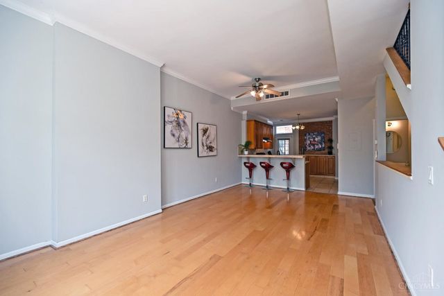 2100 Sinton Avenue, Cincinnati, OH 45206