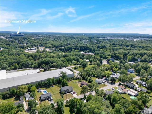 180 Summit Avenue, Orchard Park, NY 14127