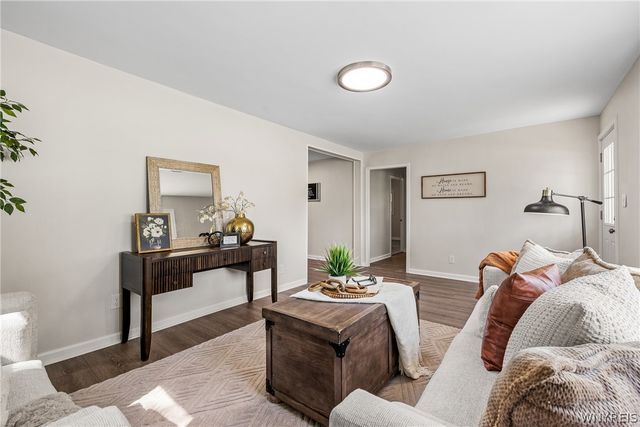 180 Summit Avenue, Orchard Park, NY 14127