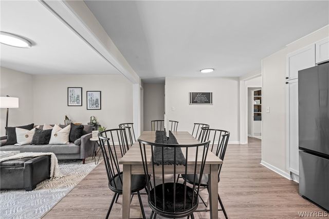 180 Summit Avenue, Orchard Park, NY 14127
