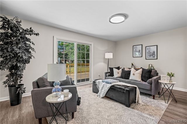 180 Summit Avenue, Orchard Park, NY 14127
